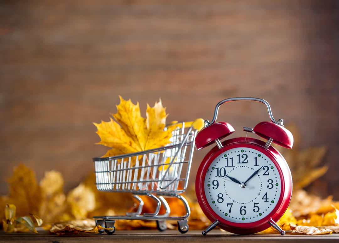 Thanksgiving Hours: Prep Your Store for Holiday Success